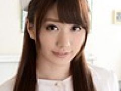 短いナース服からはチラチラときわどいパンチラが見えたり  YUKINE  |美魔女のエロさに誘惑されて