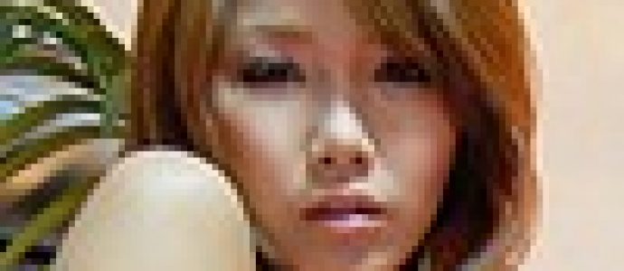 母性本能に火がついたのか、「おっぱい触ってみる？」優しく男性患者をリード  あきほ  |美魔女のエロさに誘惑されて