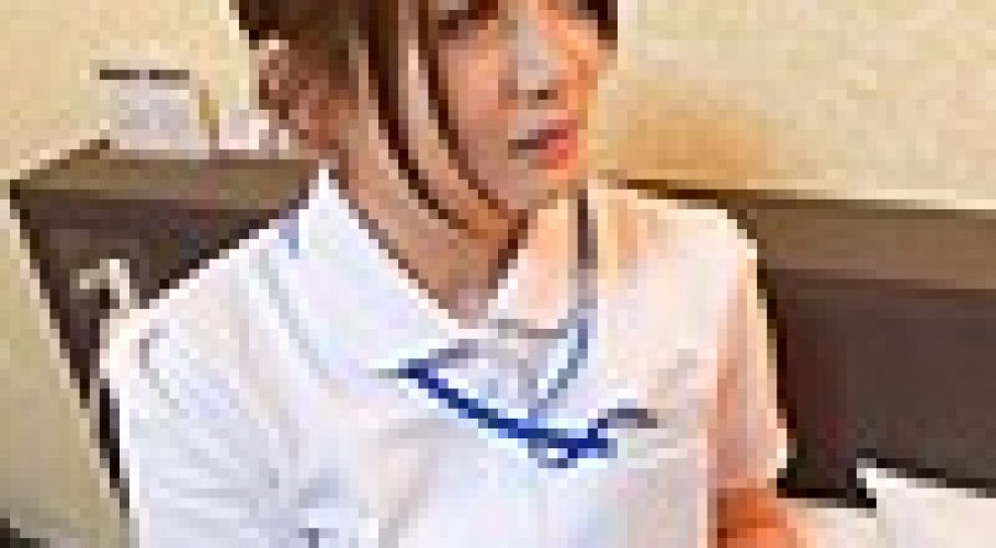 ふっくらして柔らかそうなのがナース服の上からでも分かります  ゆうき  |美魔女のエロさに誘惑されて